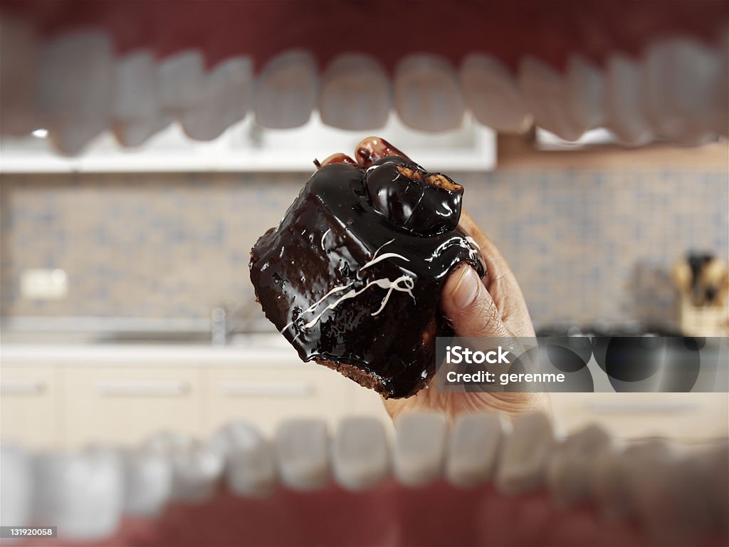 Sporco mangiare - Foto stock royalty-free di Affamato