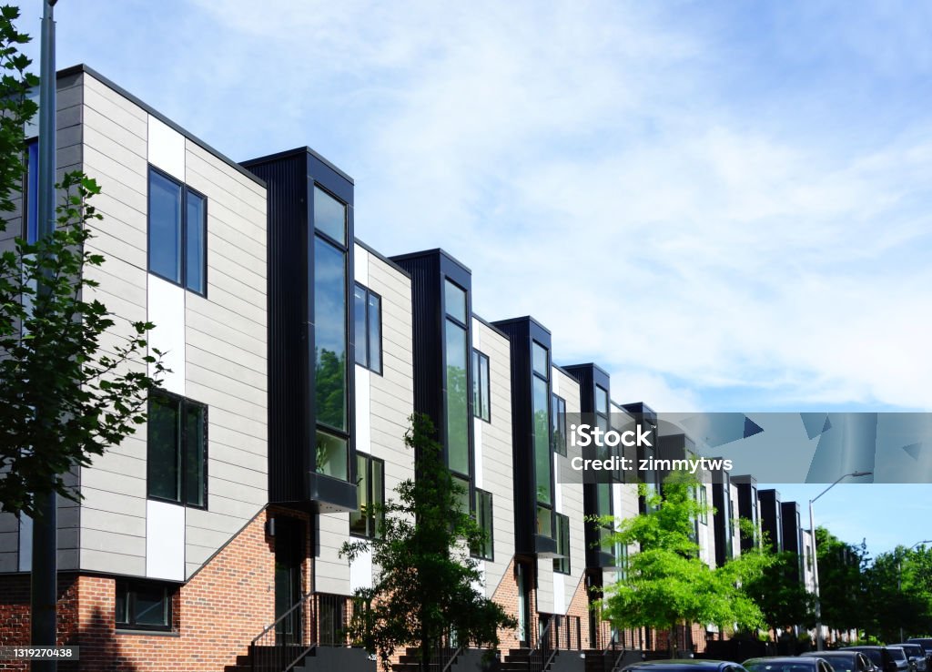 New modernist townhouses in downtown Raleigh NC Apartment Stock Photo