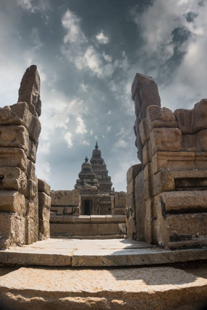 istock Shore Temple of Mahabalipuram 1319272179