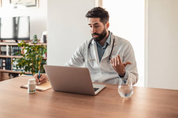 istock Online telemedicine concept 1319299665