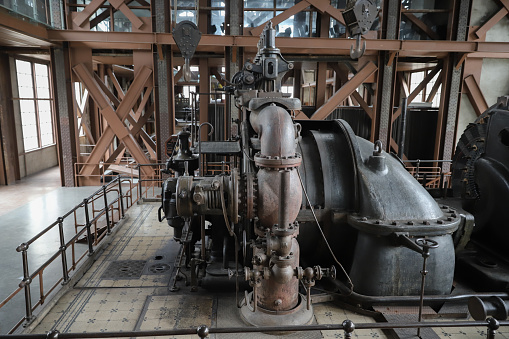 Old Engine of an old Power Plant