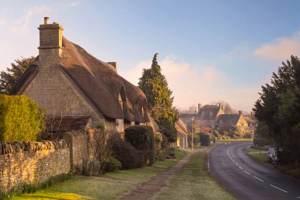 istock Thatched cottages at Chipping Campden, Cotswolds, Gloucestershire, England 1319462544