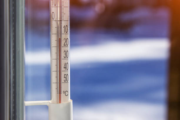 istock The thermometer is on the window 1319546864