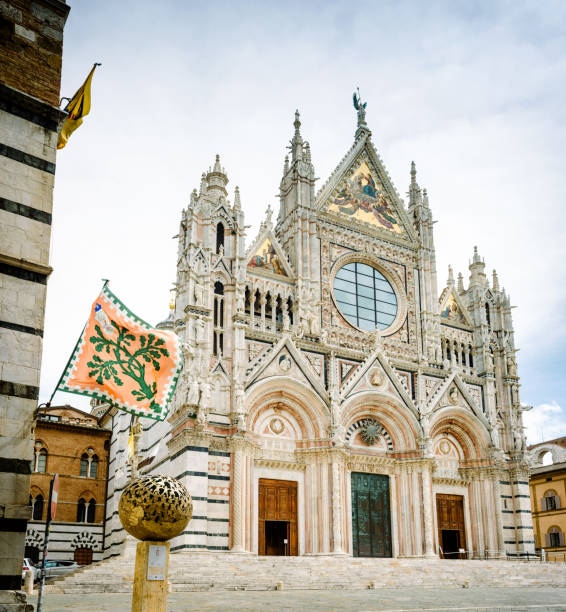 istock Siena, Italy - Piazza Duomo 1319593336