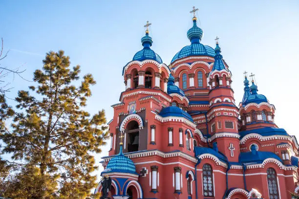 Photo of Beautiful view of Kazan Church an iconic Orthodox church in the city of Irkutsk, Russia. Kazan Icon of the Mother of God.