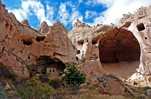 Cappadocia is characterized by having a unique geological formation in the world and by its historical and cultural heritage, belonging to Unesco.