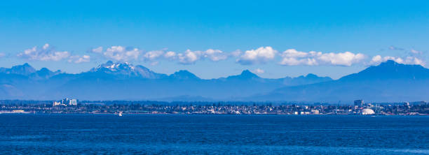 Panoramic View of the City of Everett Washington from Puget Sound Panoramic View of the City of Everett Washington from Puget Sound everett washington state stock pictures, royalty-free photos & images