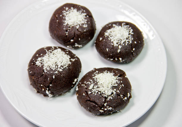 istock Brownie chocolate cookies 1319675124