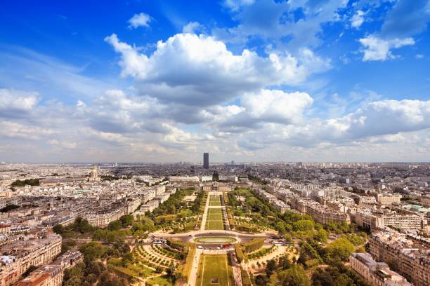 istock Paris cityscape with Champ de Mars 1319751271