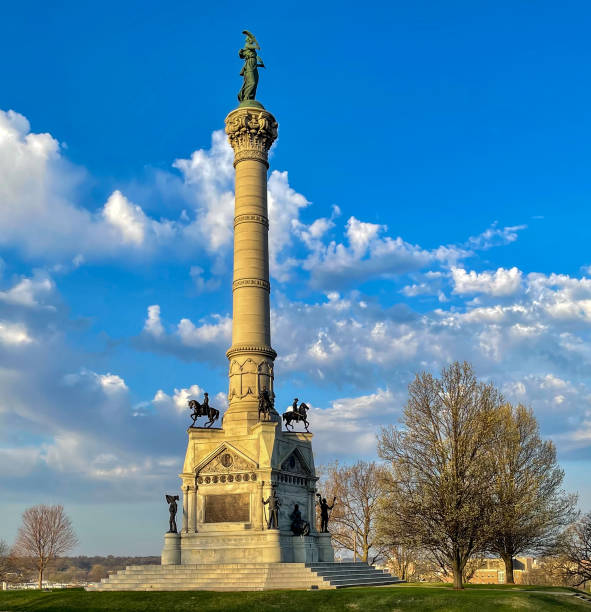 istock Soldier's and Sailor's Monument 1319763364