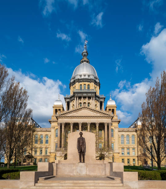 istock State Capitol of Illinois 1319763455