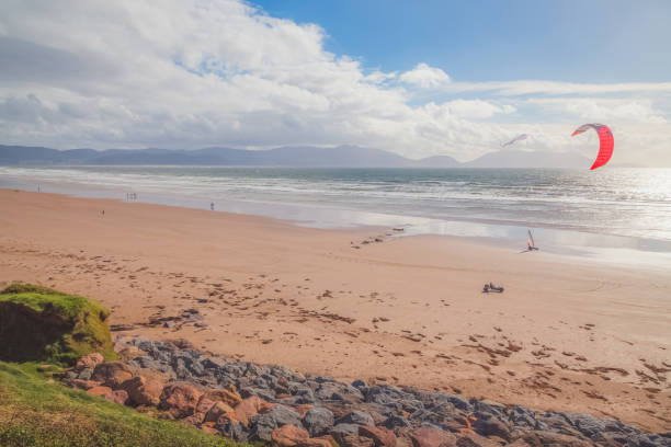 banna strand beach, irlanda - kerry coast foto e immagini stock