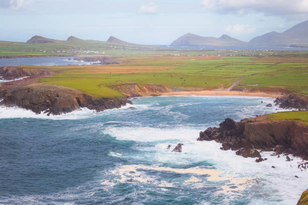 península de dingle, irlanda - republic of ireland famous place dingle peninsula slea head - fotografias e filmes do acervo