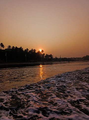 Juhu Beach - a well known place in Mumbai Suburban, Surrounded by the Arabian Sea in the west and being just 6 kms away from Versova to the north. It is a prime tourist spot mainly in weekends and public holidays. The street food along its coast comprises of 'Mumbai Style' makes it more famous.
