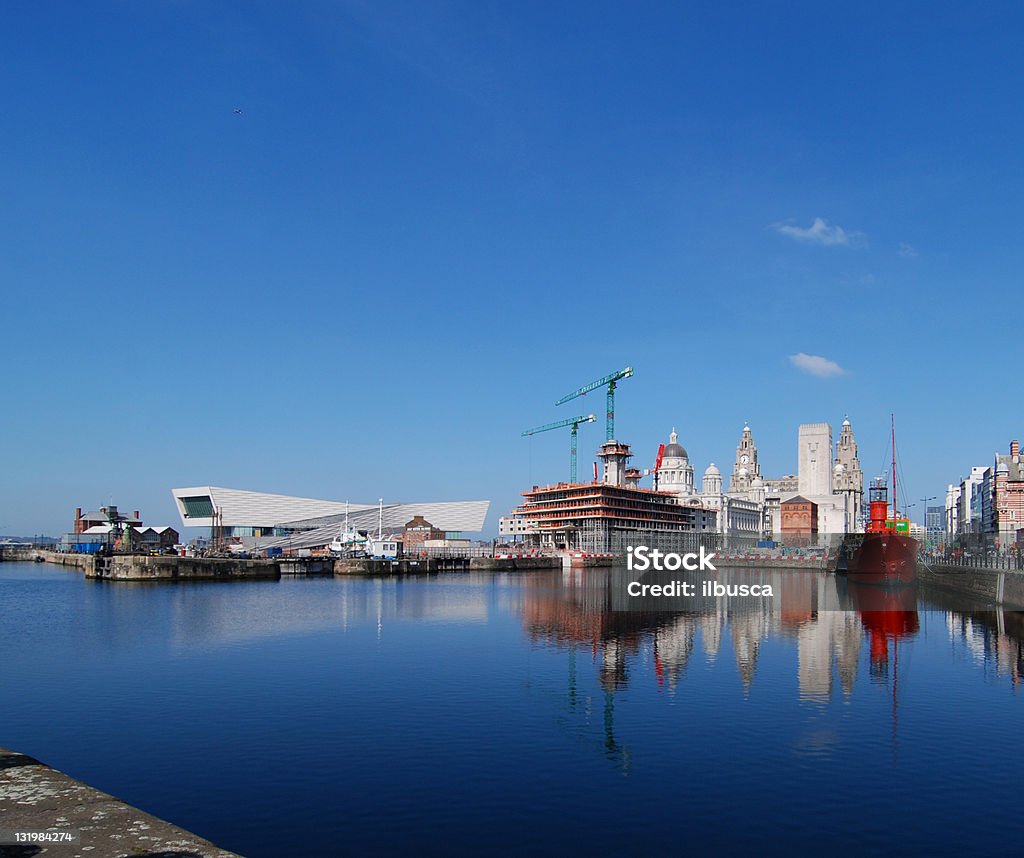 Liverpool horizonte com construção do novo museu - Foto de stock de Arquitetura royalty-free