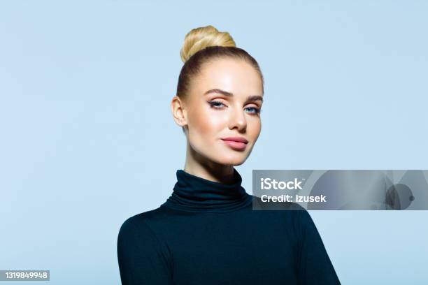 Headshot Of Confident Elegant Woman Stock Photo - Download Image Now - Women, One Woman Only, Smirking