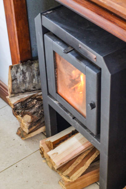 istock Fireplace  in  the  home 1319877696