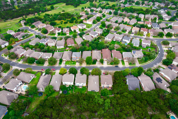 istock Perfect suburbs green trees and modern landscape 1319878805