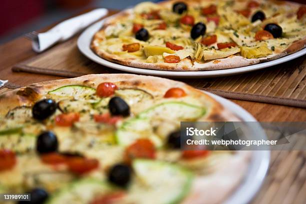 Foto de Pizzaria e mais fotos de stock de Pizzaria - Pizzaria, Alimentação Não-saudável, Alimento básico