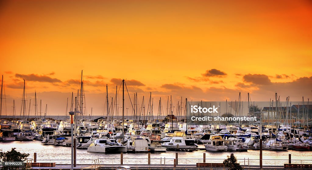 Yacht nel porto - Foto stock royalty-free di Marina - Porto marittimo