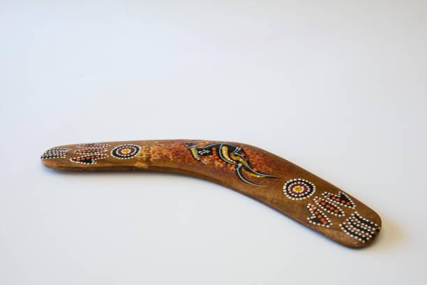красочные и богато бумеранги. - boomerang souvenir australian culture symbol стоковые фото и изображения