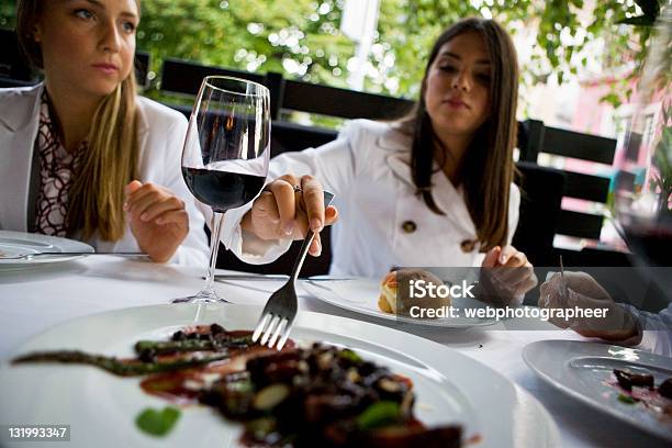 Speisen Und Getränke Stockfoto und mehr Bilder von Alkoholisches Getränk - Alkoholisches Getränk, Arrangieren, Bild-Ambiente