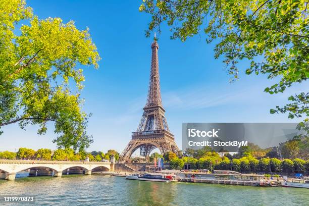 Eiffel Tower In Paris Stock Photo - Download Image Now - Eiffel Tower - Paris, Paris - France, Seine River