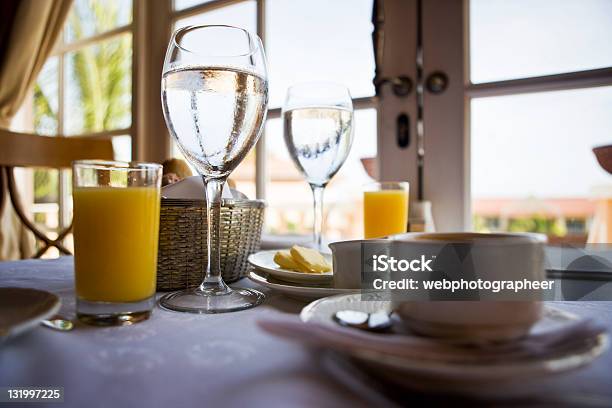 Тонкий Завтрак — стоковые фотографии и другие картинки Апельсиновый сок - Апельсиновый сок, Вода, Без людей