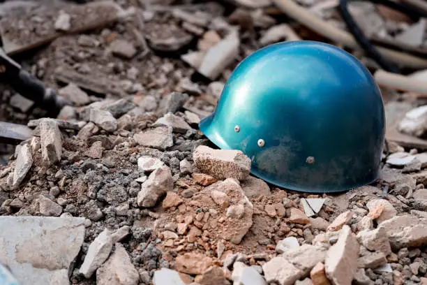 A helmet on a pile of debris. Warzone concept image.