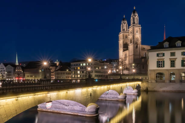 istock Grossmunster church in Zurich at blue hour 1320044415