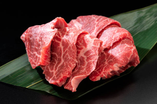 日本産牛肉ステーキの生肉 - raw meat steak beef ストックフォトと画像
