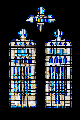 Stained glass shot of the Notre-Dame-de-Tronoën chapel built in the fifteenth century at zoom 18/135, 200 iso, f 5.6, 1/160 second