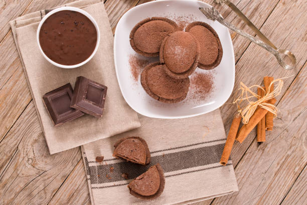 istock Pasticciotto cake with chocolate filling. 1320146754