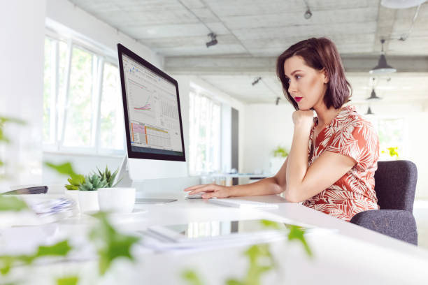 istock Woman working in the office 1320146968