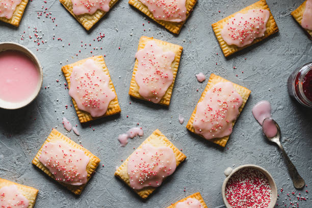 istock Strawberry filled toaster tarts with icing 1320170727