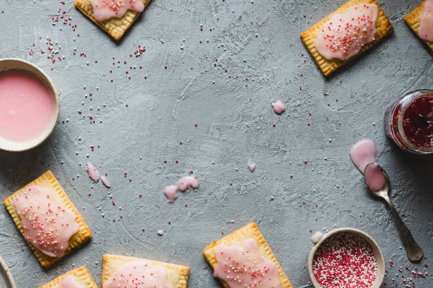 istock Strawberry pop tarts on gray background 1320170815
