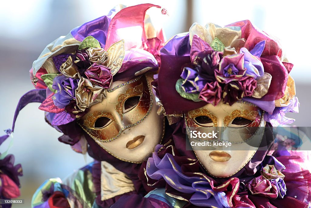 Carnivale pareja - Foto de stock de Venecia - Italia libre de derechos