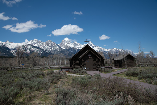 Chapel with Teton mountain peaks in the background