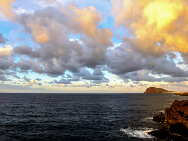 paysage dans les îles canaries volcaniques tropicales espagne - 5956 photos et images de collection