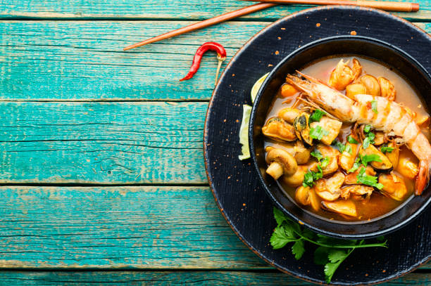 istock Thai tom yum soup with shrimp 1320279150