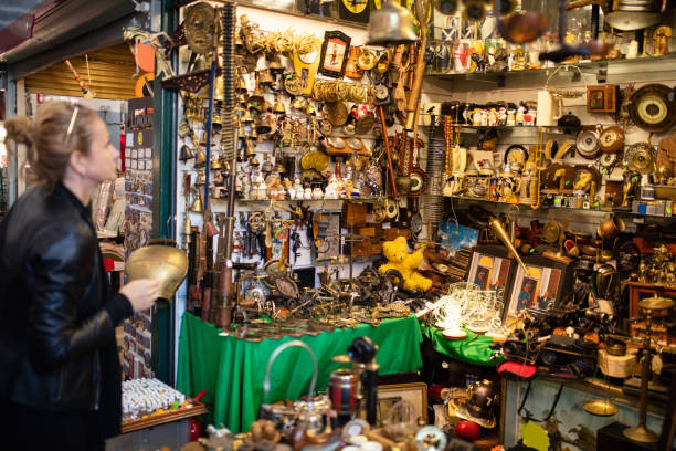 istock Sightseeing on city break, shopping on flea market 1320281849