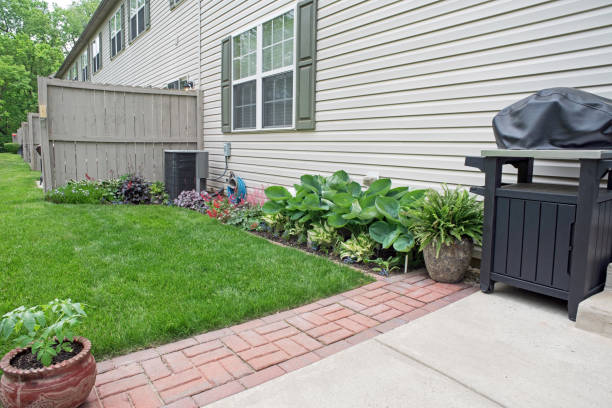 istock Condo Back Yard Garden Area 1320334248