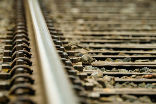 крупным планом железной дороги - old plank outdoors selective focus стоковые фото и изображения