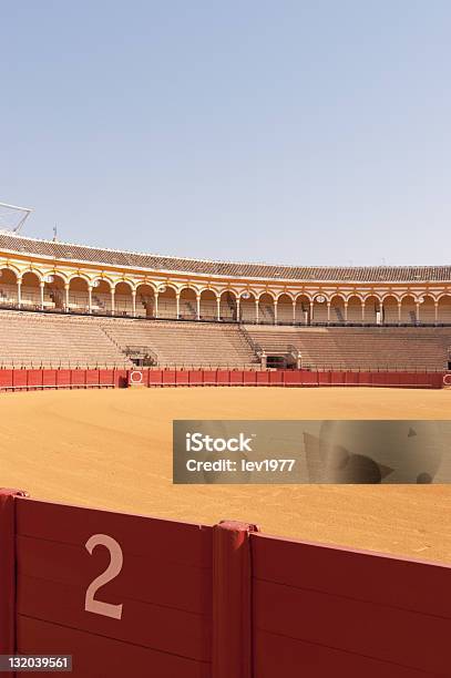 Photo libre de droit de Plaza De Toros De Séville banque d'images et plus d'images libres de droit de Taureau - Taureau, Arène de tauromachie, Culture espagnole