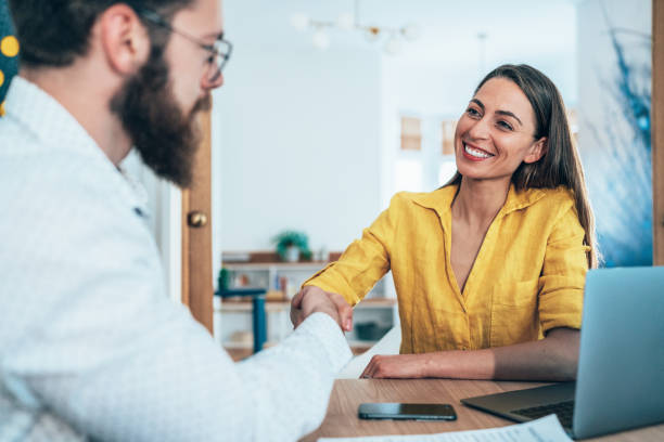 Handshake in the office Business people shaking hands recruiter stock pictures, royalty-free photos & images