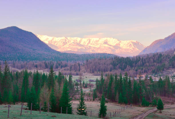 istock The North-Chui range in the Altai Mountains 1320444574