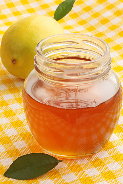 istock jar of  honey 132050196