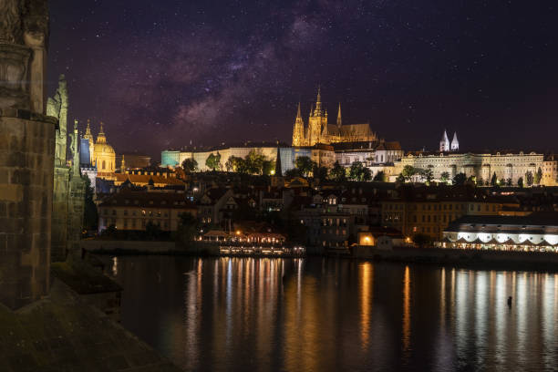 istock Prague dome caste saint vitus church night view 1320525647
