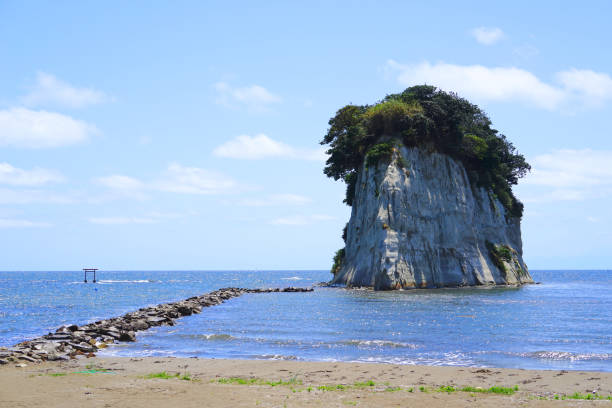 Mitsuke Island, Suzu City, Ishikawa Pref., Japan Mitsuke Island, Suzu City, Ishikawa Pref., Japan mitsukejima island photos stock pictures, royalty-free photos & images