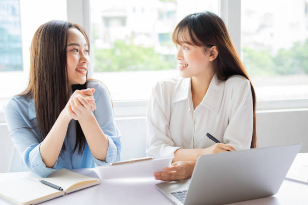 istock Business woman 1320603365